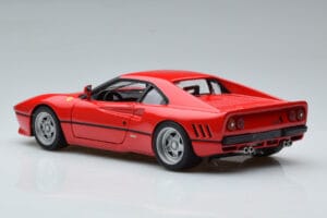 Ferrari 288 GTO Röd Hot Wheels 1:18 J8248-0510 Metall — bild 6 av 10