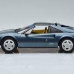 Ferrari 308 GTS Blå Norev 1:18 - image 3 of 7