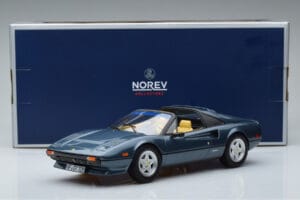 Ferrari 308 GTS Blå Norev 1:18 187933 Metall — bild 7 av 7