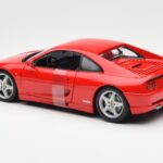 Ferrari F355 Berlinetta Röd UT Models 1:18 - image 5 of 6