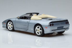 Ferrari F355 Spider Hot Wheels 1:18 23907 Metall — bild 6 av 7