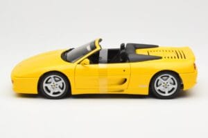 Ferrari F355 Spider Gul UT Models 1:18 180074031 Metall — bild 3 av 6