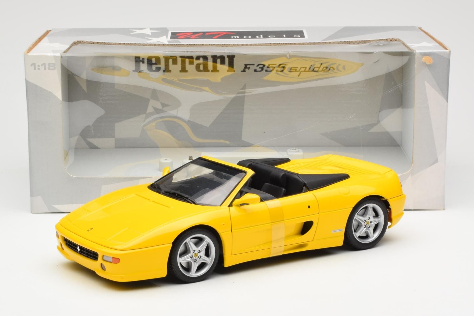 Ferrari F355 Spider Gul UT Models 1:18 180074031 Metall — bild 6 av 6