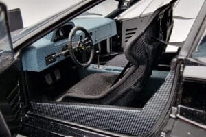 Ferrari F40 Lightweight Svart Kyosho 1:18 08412BK Metall — bild 11 av 12