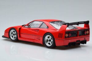 Ferrari F40 LM Röd GT Spirit 1:18 GT388 Resin — bild 5 av 6