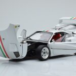 Ferrari F40 Pärlvit Italy Kyosho 1:18 - image 2 of 8
