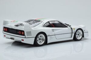 Ferrari F40 Pärlvit Italy Kyosho 1:18 08416PWT-G Metall — bild 3 av 8