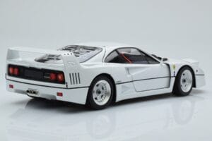 Ferrari F40 Pärlvit Kyosho 1:18 08416PW-G Metall — bild 3 av 8