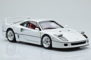 Ferrari F40 Pärlvit Kyosho 1:18 08416PW-G Metall — bild 6 av 8