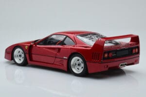 Ferrari F40 Röd Metallic Asia Exclusive Kyosho 1:18 08416RM-G Metall — bild 8 av 14