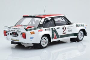 Fiat 131 Abarth Alitalia #2 W. Röhrl / C. Geistdörfer Rally Monte Carlo 1978 Kyosho 1:18 08376G Metall — bild 3 av 10
