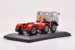 Fiat 690 T1 Vit IXO 1:43 TR176 Metall — bild 2 av 4