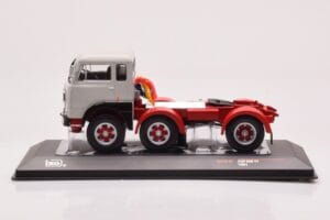 Fiat 690 T1 Vit IXO 1:43 TR176