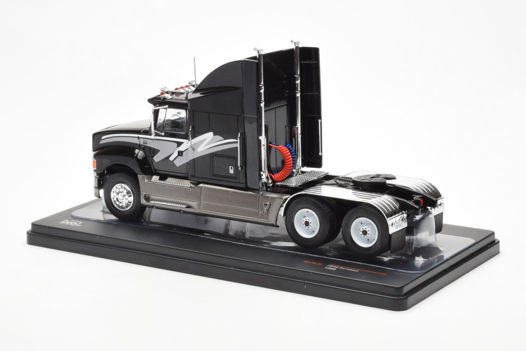 Ford Aeromax Svart IXO 1:43 TR179 Metall — bild 2 av 4