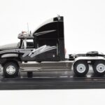 Ford Aeromax Svart IXO 1:43 TR179