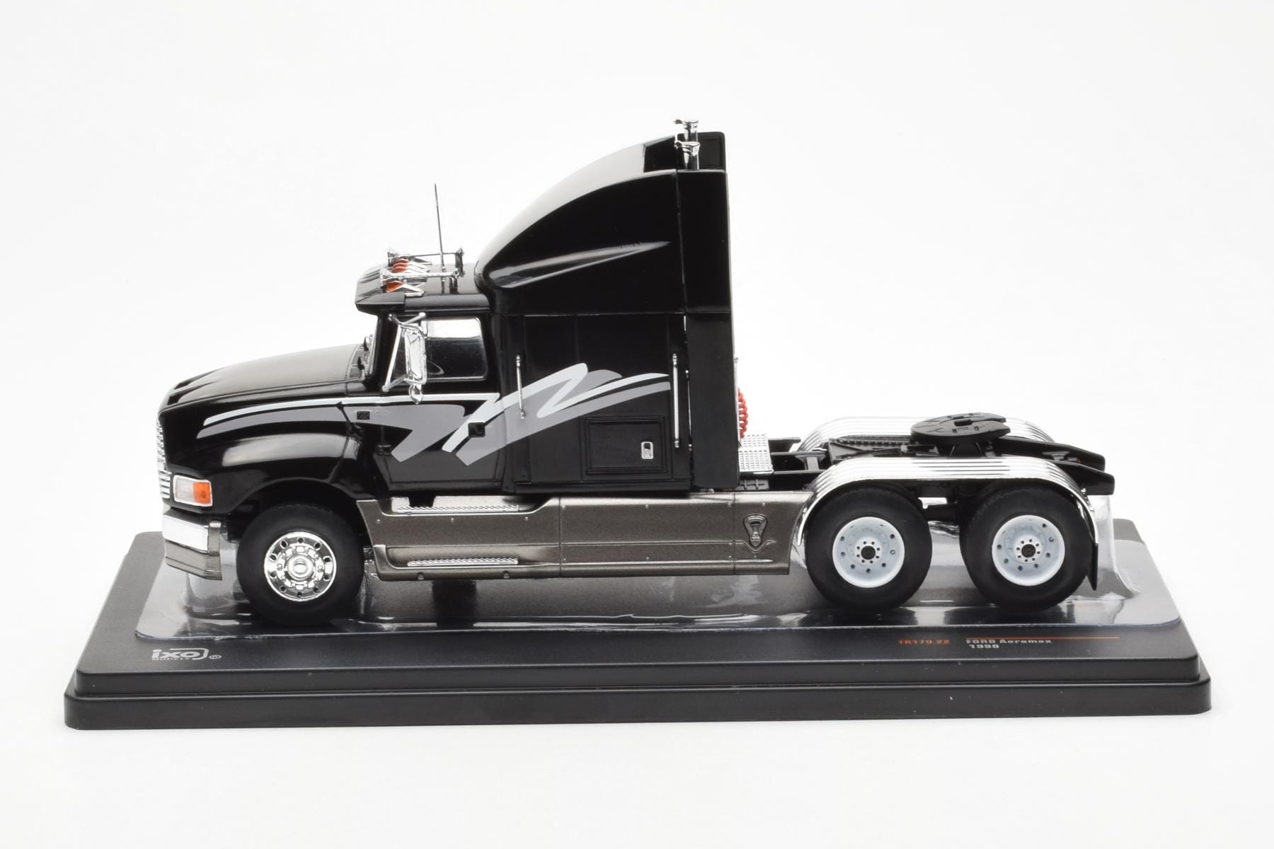 Ford Aeromax Svart IXO 1:43 TR179 Metall