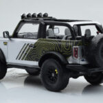 Ford Bronco RTR Iconic Silver GT Spirit 1:18 - image 5 of 6