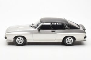 Ford Capri Mk2 X-Pack Silver MCG 1:18 MCG18349 Metall — bild 3 av 6