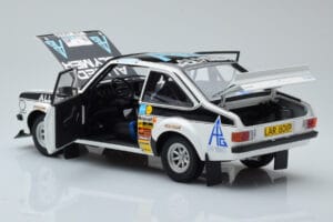 Ford Escort RS 1800 Allied Polymer #1 T. Makinen / H. Liddon Winner RAC Rally 1975 Minichamps 1:18 100758401 Metall — bild 5 av 8