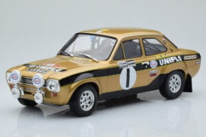 Ford Escort Mk1 RS1600 Night Version #1 R. Clark / J. Porter Rally Wales 1972 IXO 1:18 18RMC100