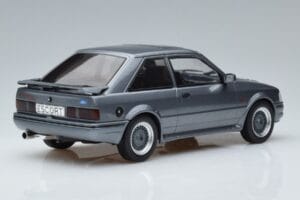 Ford Escort Mk4 RS Turbo S Grå MCG 1:18 MCG18272 Metall — bild 2 av 6