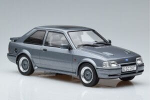 Ford Escort Mk4 RS Turbo S Grå MCG 1:18 MCG18272 Metall — bild 4 av 6