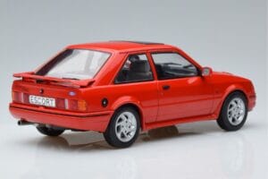 Ford Escort Mk4 RS Turbo S Röd MCG 1:18 MCG18273 Metall — bild 2 av 6