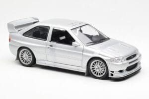 Ford Escort RS Cosworth Gatuversion Silver UT Models 1:18 22706 Metall — bild 6 av 6