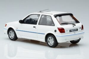 Ford Fiesta Mk3 XR2i Otto 1:18 OT967 Resin — bild 5 av 6