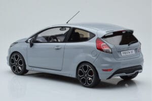 Ford Fiesta ST2000 Grå Otto 1:18 OT985 Resin — bild 5 av 6