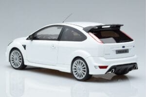 Ford Focus RS Mk2 Vit Otto 1:18 OT977 Resin — bild 5 av 6