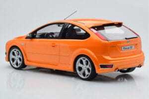 Ford Focus Mk2 ST 2.5 Electric Orange Otto 1:18 OT961 Resin — bild 5 av 6