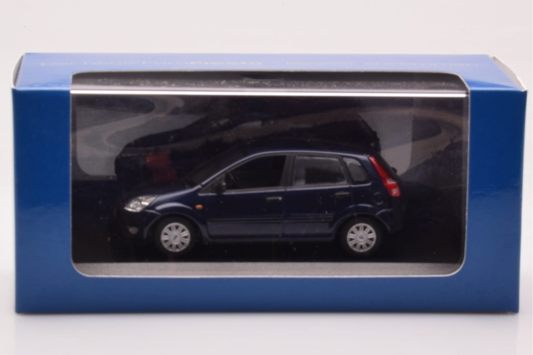 Ford Fusion Blå Minichamps 1:43 403082205 Metall — bild 4 av 4