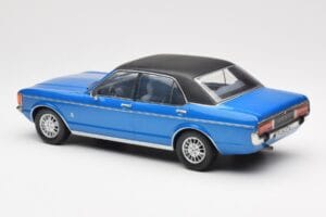 Ford Granada Mk1 Metallisk Blå Matt Svart MCG 1:18 MCG18394 Metall — bild 5 av 6