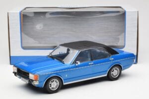 Ford Granada Mk1 Metallisk Blå Matt Svart MCG 1:18 MCG18394 Metall — bild 6 av 6