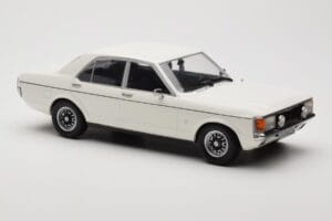 Ford Granada Mk1 Vit MCG 1:18 MCG18395 Metall — bild 4 av 6