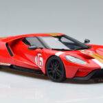Ford GT Alan Mann Heritage Edition Röd GT Spirit 1:18 - image 4 of 6