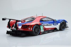 Ford GT Chip Ganassi Racing UK #67 M. Franchitti / A. Priaulx / H. Tincknell 24 Hours of Le Mans 2016 Minichamps 1:18 1551686 — bild 2 av 6