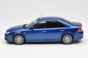 Ford Mondeo ST220 Performance Blå Otto 1:18 OT448 Resin — bild 3 av 6