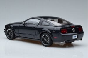 Ford Mustang GT S197 Bullitt AUTOart 1:18 73067 Metall — bild 6 av 7