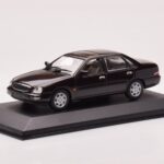 Ford Scorpio Svart Minichamps 1:43 - image 2 of 4