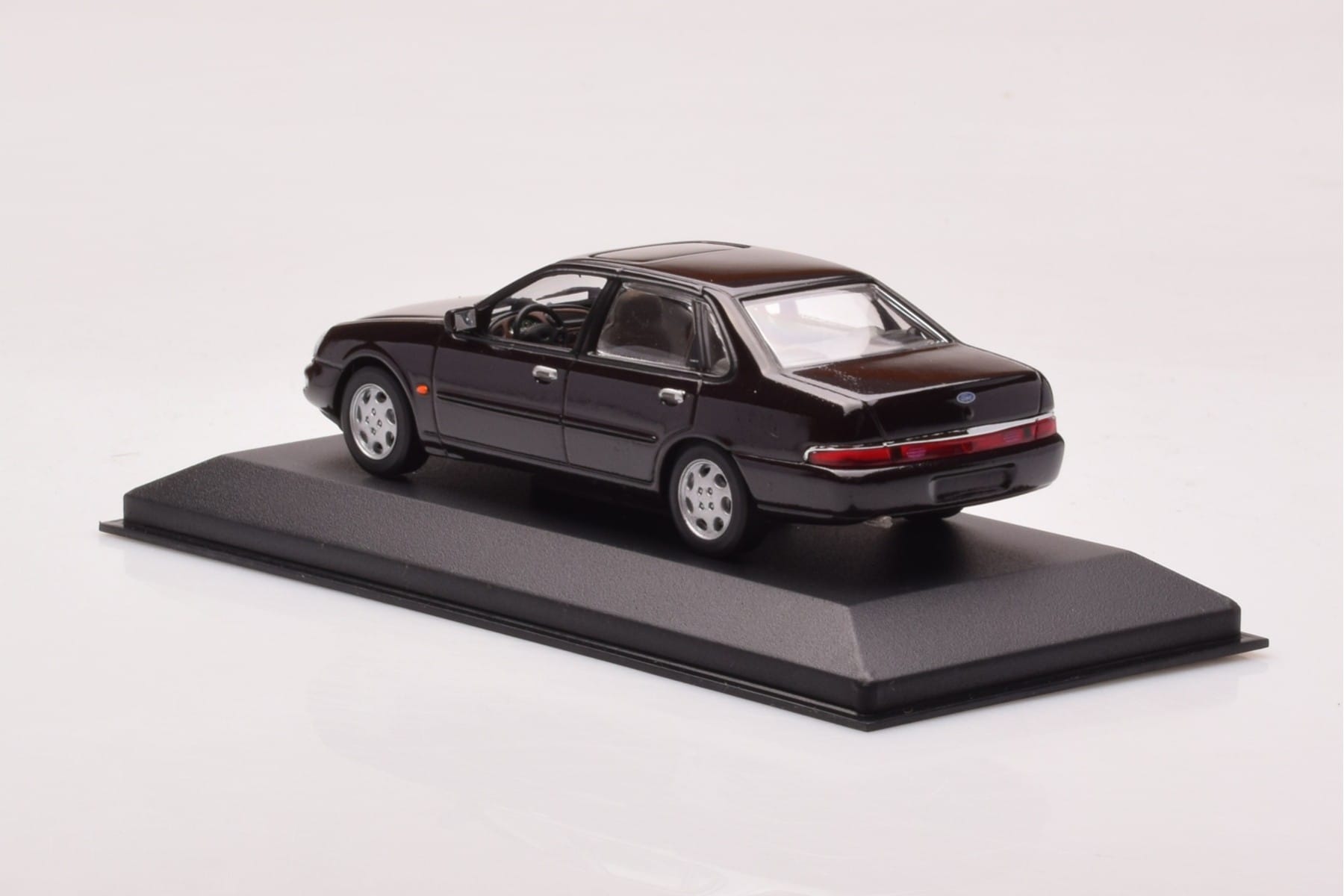 Ford Scorpio Svart Minichamps 1:43 430084001 Metall — bild 3 av 4