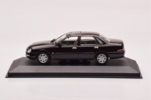 Ford Scorpio Svart Minichamps 1:43