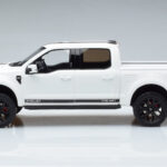 Ford Shelby F-150 Vit GT Spirit 1:18 - image 3 of 6