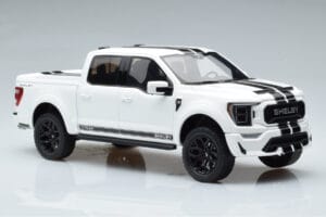 Ford Shelby F-150 Vit GT Spirit 1:18 GT415 Resin — bild 4 av 6