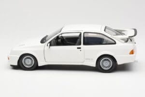Ford Sierra RS RHD Vit Minichamps 1:18 150084070 Metall — bild 4 av 8