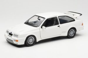 Ford Sierra RS RHD Vit Minichamps 1:18