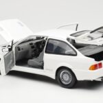 Ford Sierra RS RHD Vit Minichamps 1:18 - image 5 of 8