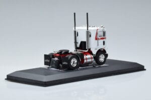 Freightliner COE Vit IXO 1:43 TR128 Metall — bild 2 av 6