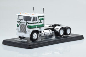 Freightliner FLA Vit Grön IXO 1:43